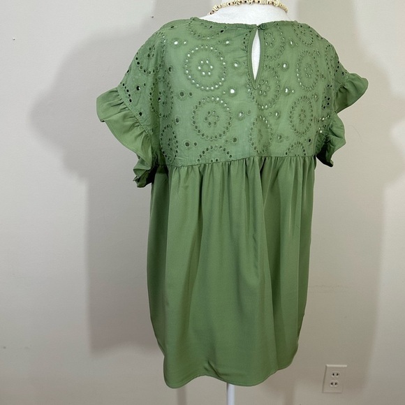 Shein sz med tunic boho style slightly oversized green with eyelet umpire waist - Picture 10 of 14